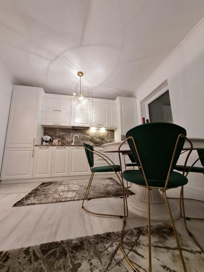 Apartament Larysse Oradea Luaran gambar