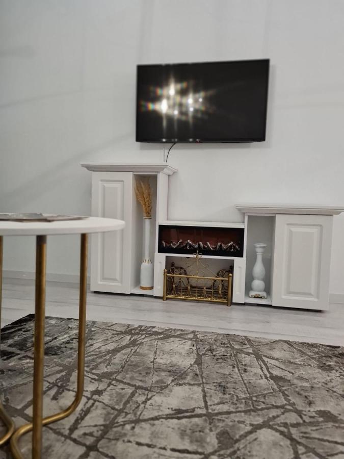 Apartament Larysse Oradea Luaran gambar