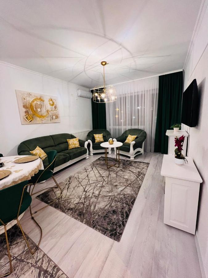 Apartament Larysse Oradea Luaran gambar